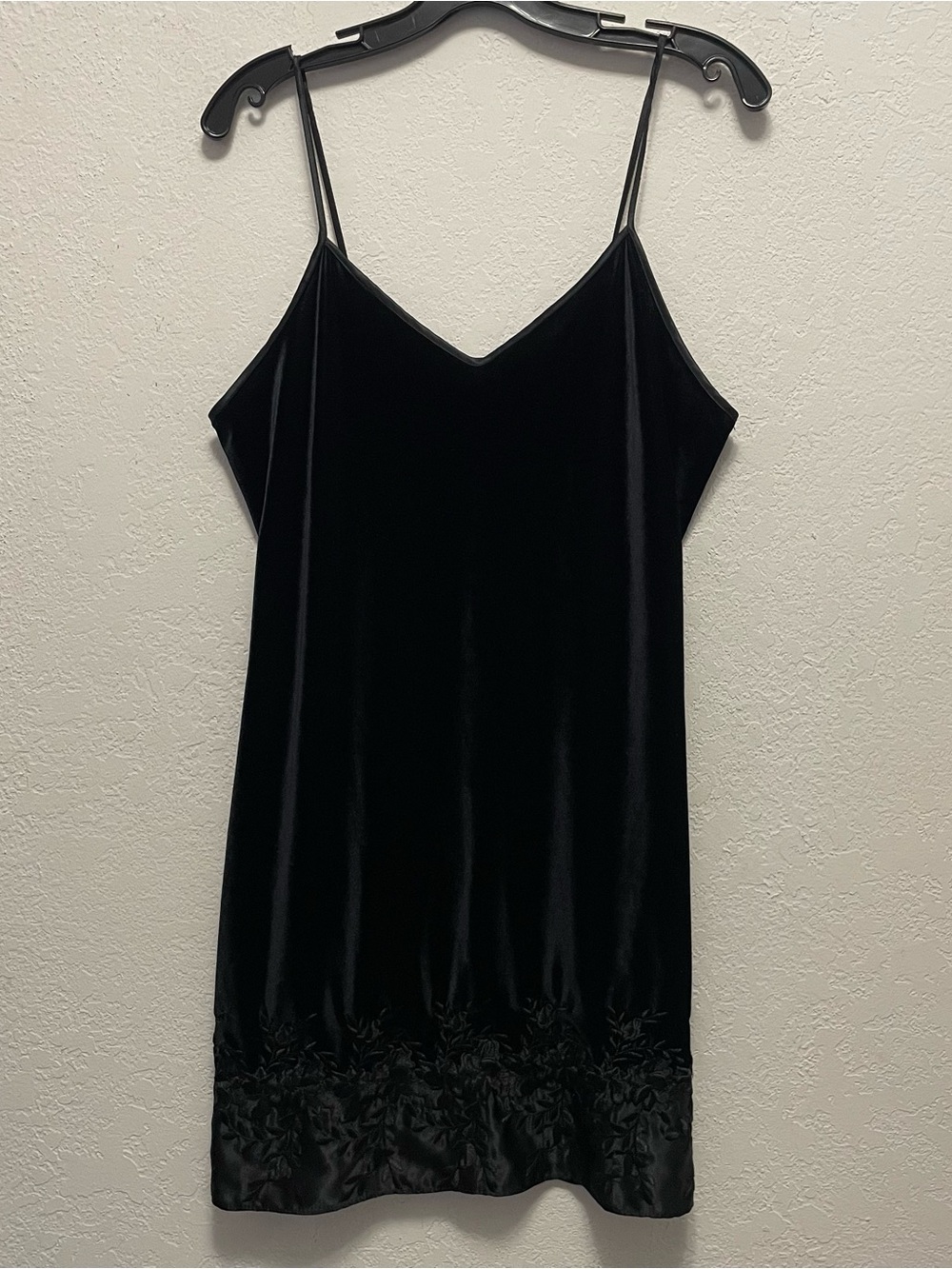 Vintage Alexandra Nicole M Black Stretch Velvet Embroidered Gown Slip Dress